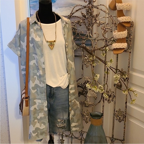 C&C California Camo Kimono Button Down Dress - Picture 8 of 9